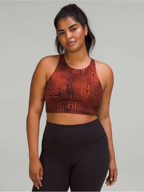 Lululemon Power Pivot top Size 4